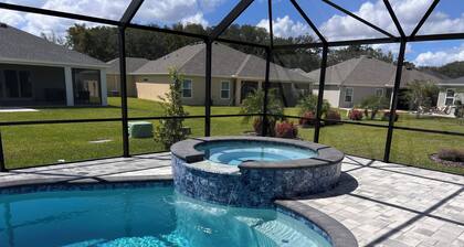 New 3 bedroom/3 bathroom home with pool and hot tub in Lake Denham!!