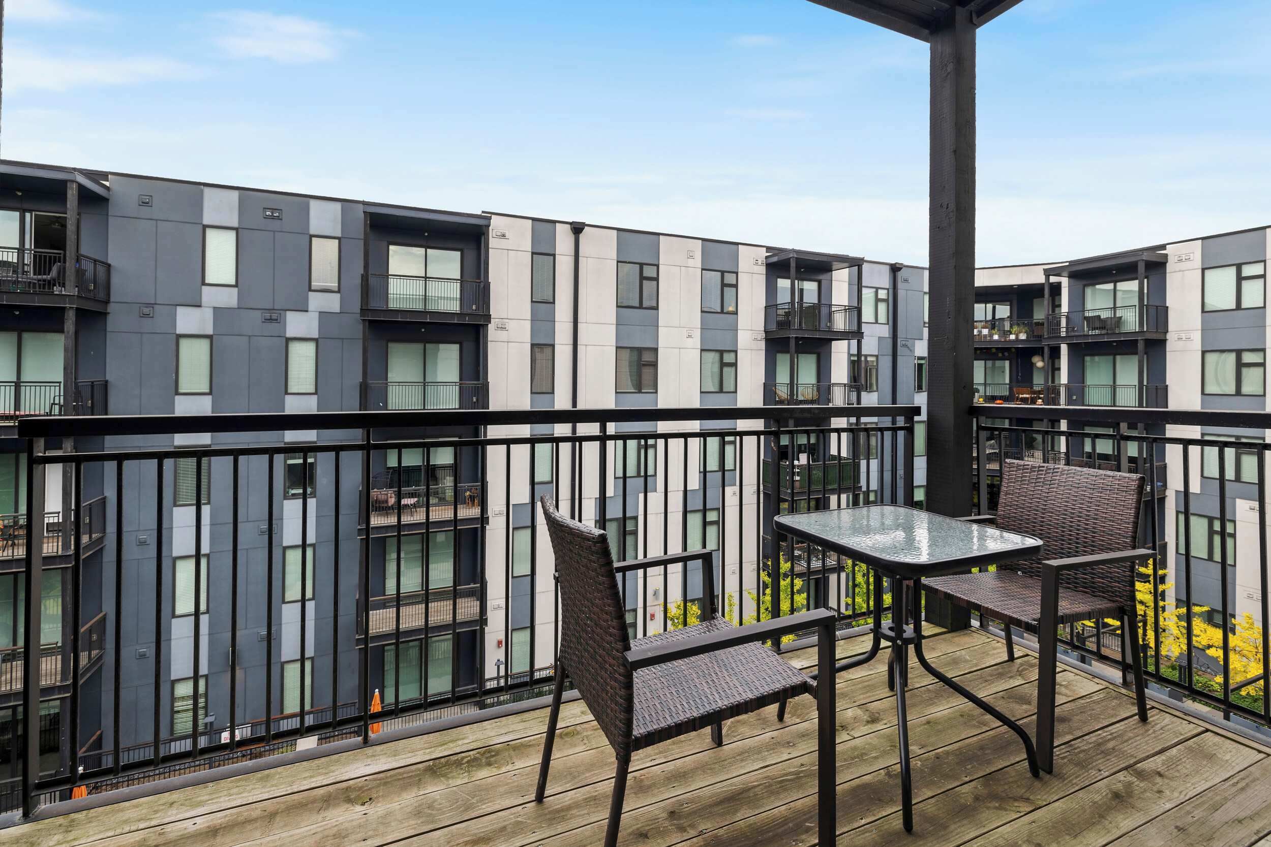 Apartment, 3 Bedrooms, Non Smoking | 2 Units | Balcony