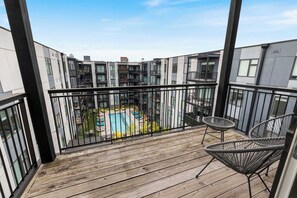 Family Apartment, 3 Bedrooms, Non Smoking | 2 Units | Balcony - CozySuites at Nulu (Louisville)