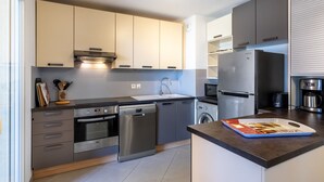 Fridge, microwave, oven, dishwasher