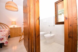 2 bedrooms - Cottage with large outdoor space and A/C (Aglientu)