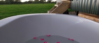 The Musterer's Hut, Outdoor Bath & Valley View