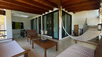 Family House | Terrace/patio