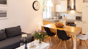 Luokittelematon kuva, 4 kautta 33, painike
