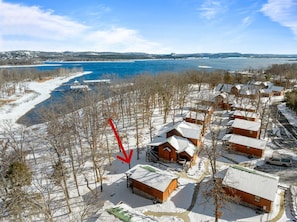 Exterior - March Sale! Lakefront Cabin directly on Table Rock Lake: w/Pool+Hot Tubs (Branson)