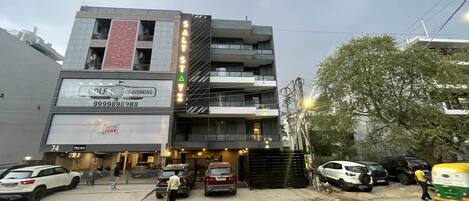 Fachada da propriedade