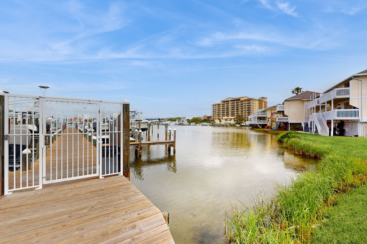 Photo 22 of Snowbird & dog-friendly condo with 5 pools, hot tubs, golf, tennis, pickleball