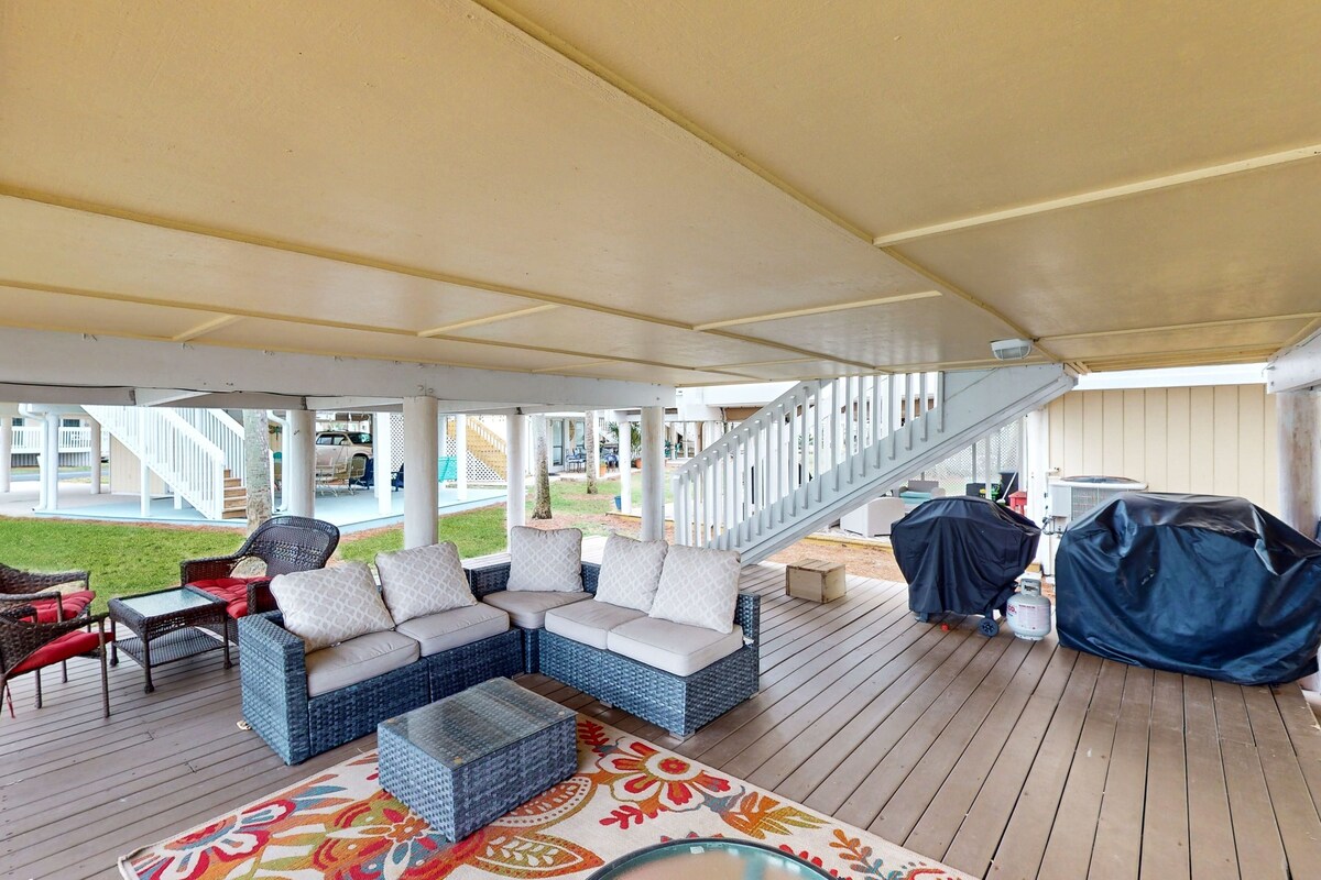 Photo 16 of Snowbird & dog-friendly condo with 5 pools, hot tubs, golf, tennis, pickleball