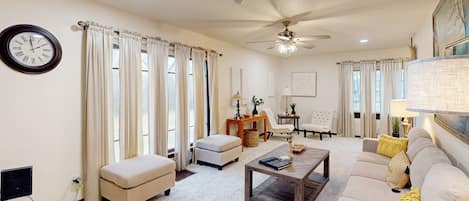 TV, fireplace, table tennis, books