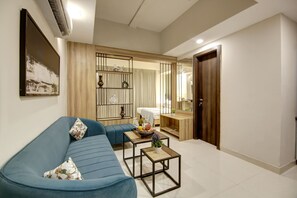 1 quarto, roupas de cama premium, cofres nos quartos, escrivaninha