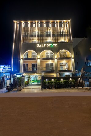 Front of property - Saltstayz Express – Medicity (Near Medanta Hospital) (Gurugram)
