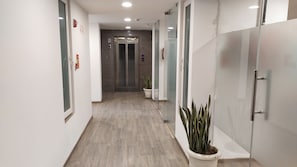 Interior - Saltstayz Express – Medicity (Near Medanta Hospital) (Gurugram)