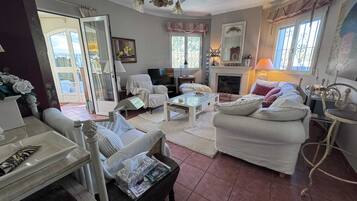 Televisie en een kantoor