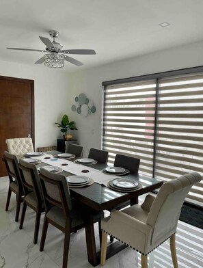 Dining room - Casa Santacruz (Ensenada)
