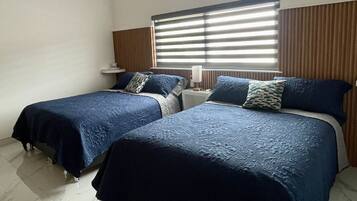 House | 3 bedrooms, minibar, iron/ironing board, free WiFi