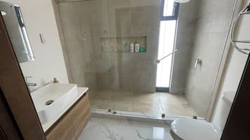 House | Bathroom | Shower, hair dryer, towels, soap