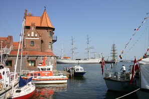 Marina
