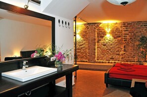 2 makuuhuonetta, ilmainen Wi-Fi, vuodevaatteet