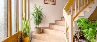 Apartment 'Ferienwohnung Katharina' with Shared Terrace and Wi-Fi