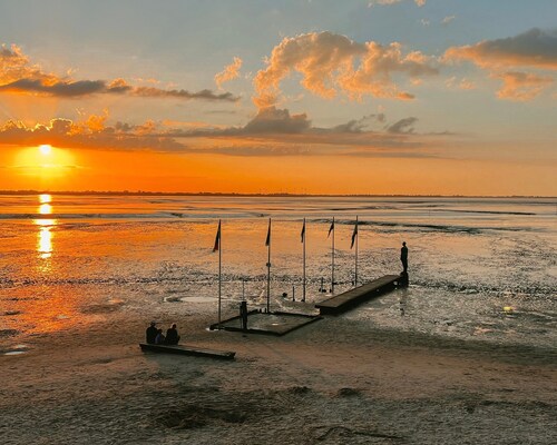 Strandnahes Ferienhaus 'Jadeblick I I' mit Meerblick, privater Terrasse und WLAN