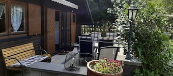 Holiday Home 'Ferienhaus Obert' with Private Terrace, Shared Garden and Wi-Fi