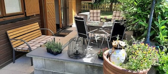 Holiday Home 'Ferienhaus Obert' with Private Terrace, Shared Garden and Wi-Fi
