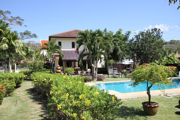 Pool - Stunning 4 bedroom private pool Villa (Tambon Sa Khu)