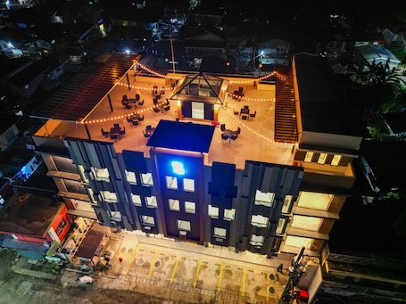 屋顶露台. 拜见酒店