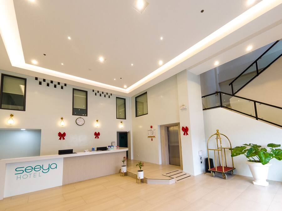 Reception hall