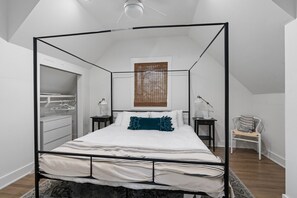 2 dormitoris, escriptori, planxa i posts de planxar i wifi gratuïta 