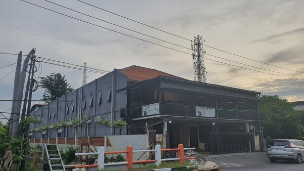 Exterior - OYO 93623 Assalam Homestay Syariah (Surabaya)