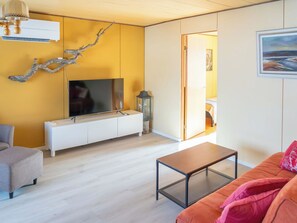 TV - Hallanvaara by Interhome (Sodankylä)