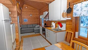 Fridge, microwave, dishwasher, cookware/dishes/utensils