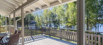 Pohjaslahdentie 17 b by Interhome