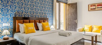 Lime Tree Hotel Golf Course Road Sec-43