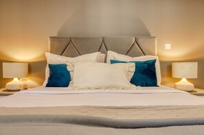 1 bedroom, iron/ironing board, free WiFi, bed sheets - Casa dos Anjos, a Home in Madeira (Faial)