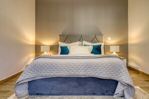 1 chambre, fer et planche à repasser, accès au Wi-Fi (inclus)