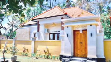 Bagian depan properti