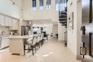 Interior - RiNo Loft w/ parking & mtn Views (Denver)