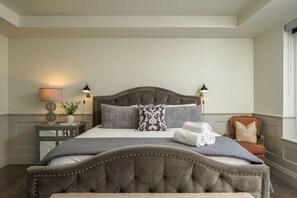 3 室のベッドルーム、デスク、アイロン / アイロン台、WiFi