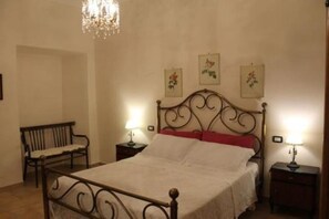 3 habitaciones, escritorio y wifi 