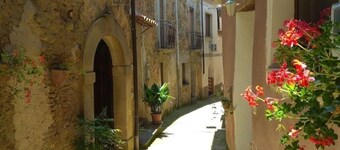 Cilento Antico Holiday Homes a few km from the sea