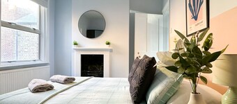 Spacious & stylish 3-bed home in Centre of Canterbury