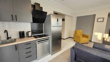 Leilighet – basic | Eget kjøkken | Kjøleskap, ovn, kokeplater og oppvaskmaskin