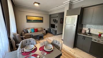 Classic Apartment, 1 Bedroom | Living area