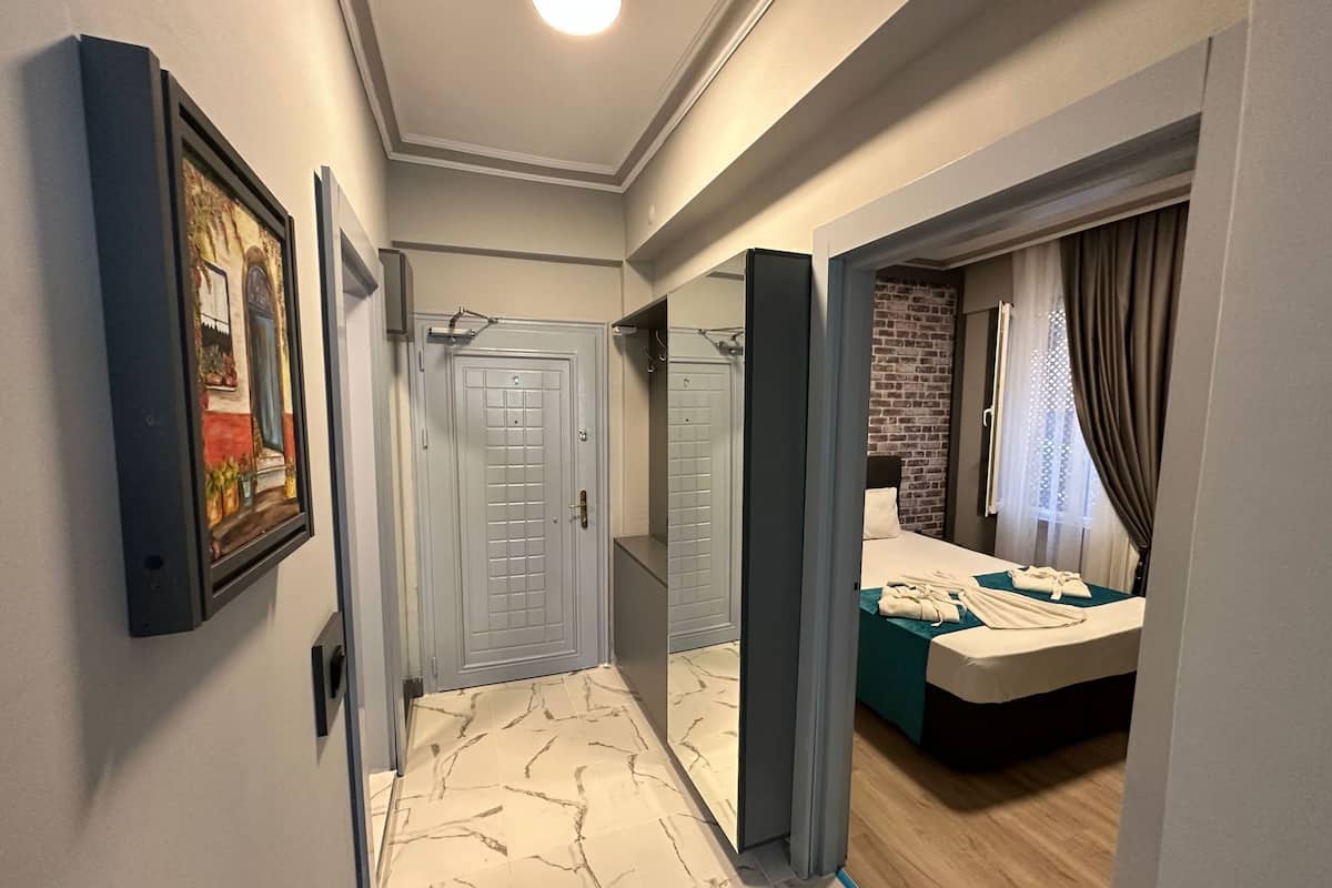 Appartamento Classic, 1 camera da letto | 2 camere, una scrivania, postazione laptop, insonorizzazione