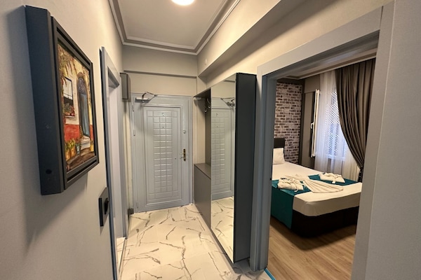 Apartamento clásico, 1 habitación | 2 dormitorios, escritorio, espacio para trabajar con un portátil