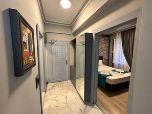 Classic Apartment, 1 Bedroom | Desk, laptop workspace, soundproofing, iron/ironing board - THE U HOMES (Antalya)