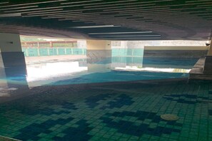 屋内プール