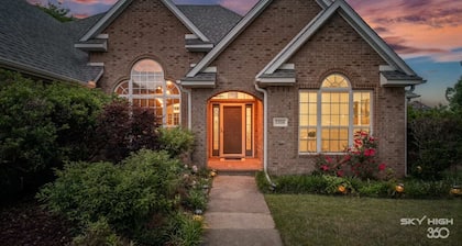 The Masterpiece Trail House at Crystal Bridges